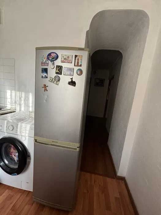 продам холодильник по причине переезда