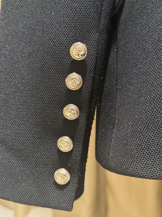 Черно дамско сако