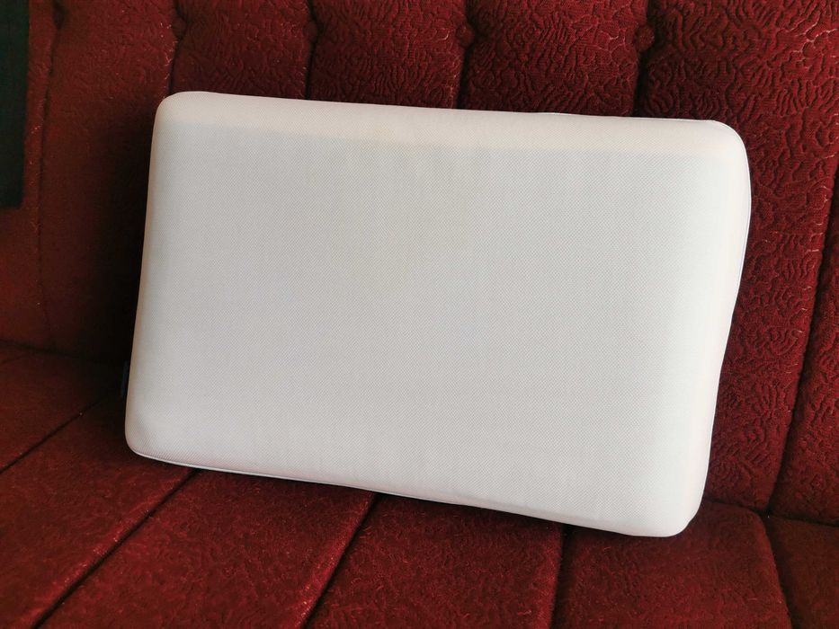 Възглавница от Мемори пяна и охлаждащ гел