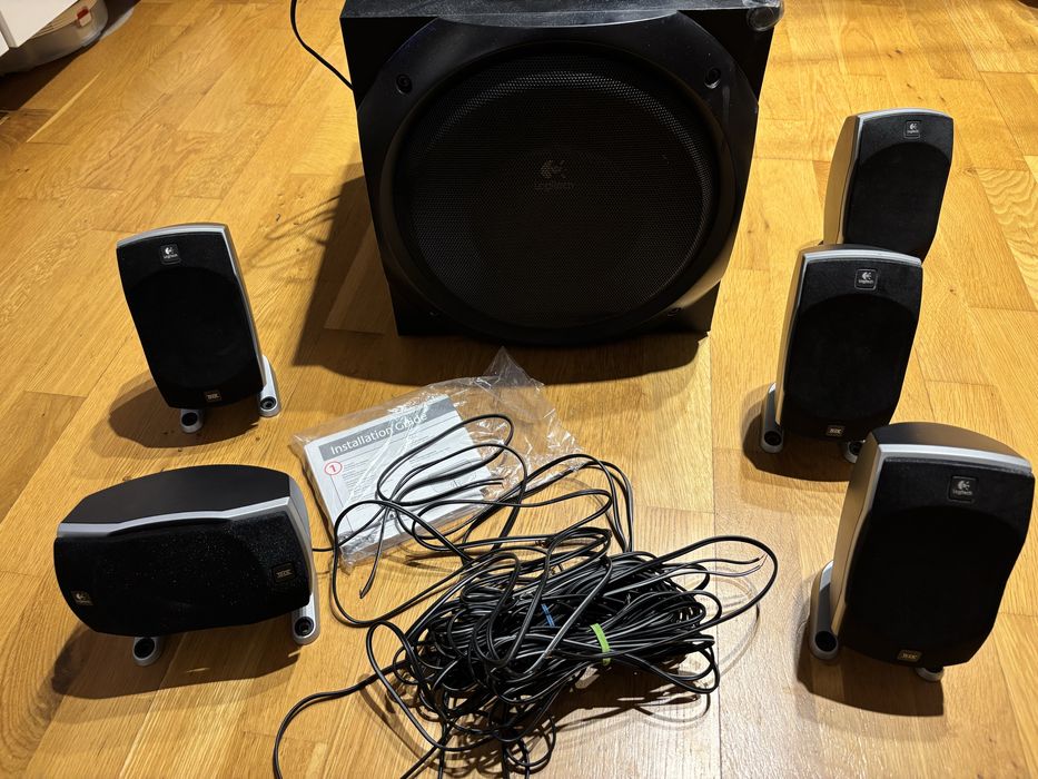 Logitech z5500 5.1 Dolby Sound THX