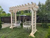 Leagan lemn tip pergola