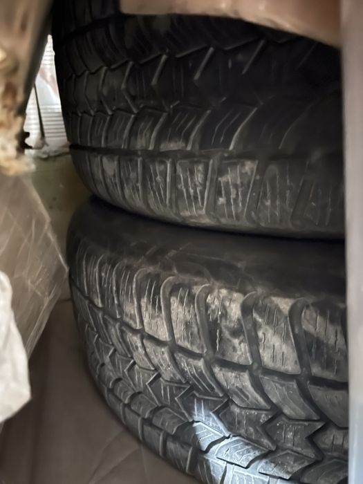 225/55 R17 Гуми с оригинални алюминеви джанти Renault Espase 2011г