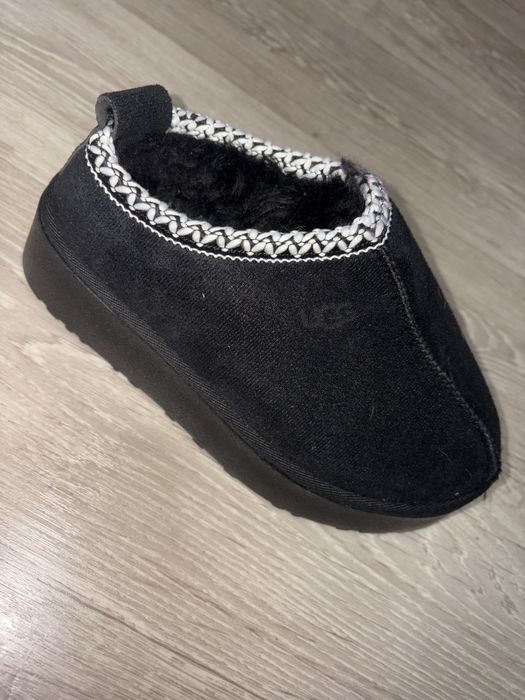 UGG-uri Low, noi, foarte comfortabile, marime 37