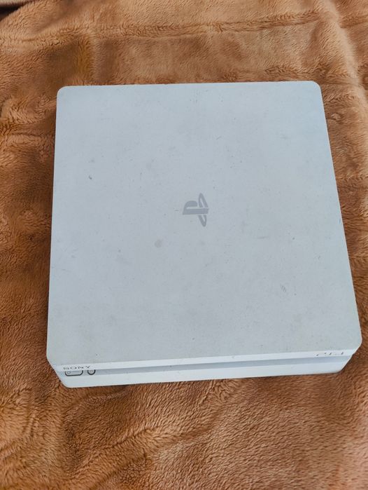 PlayStation 4 Slime