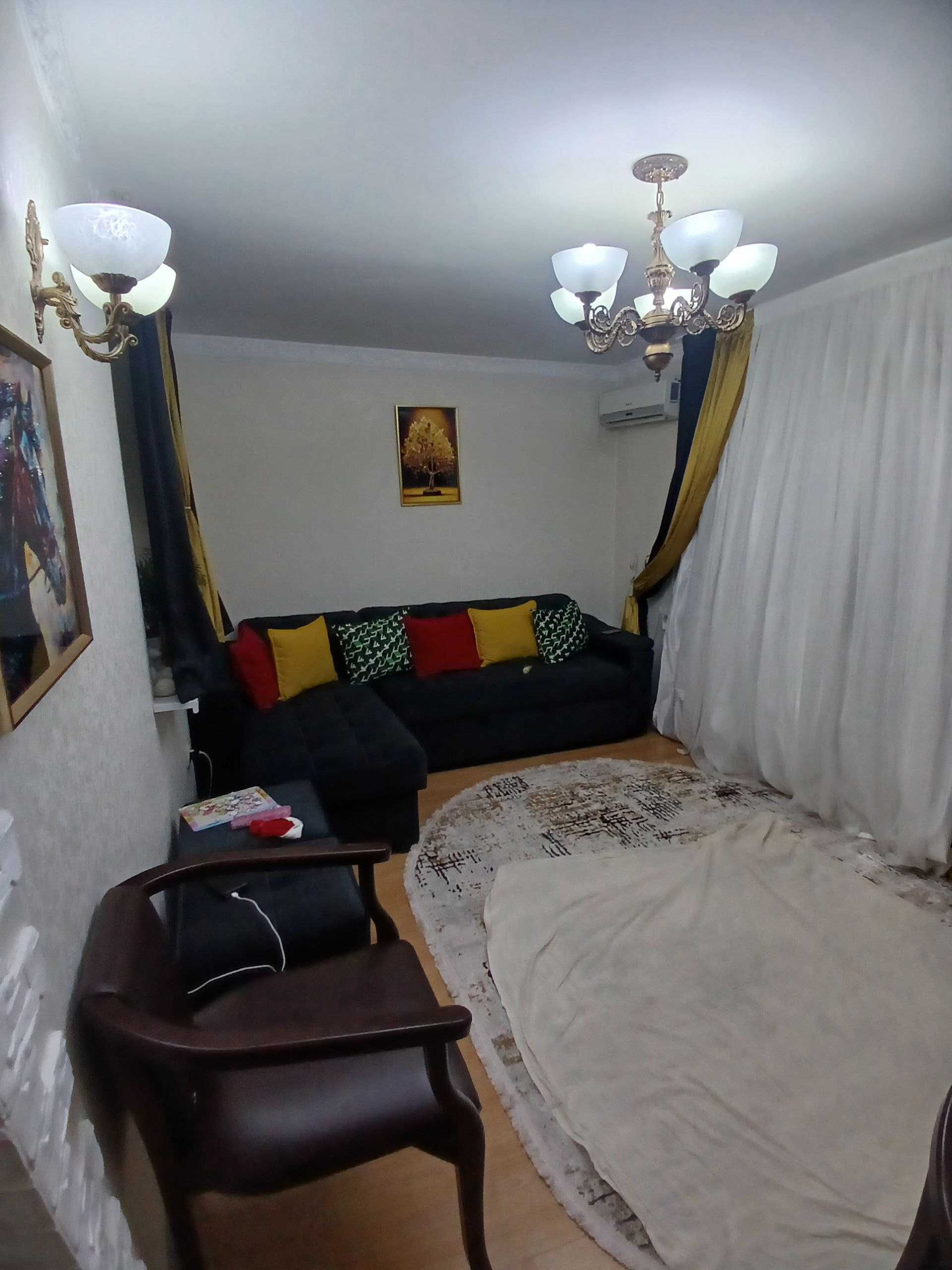 срочно срочно квартира сотилади 2/1/2 45000