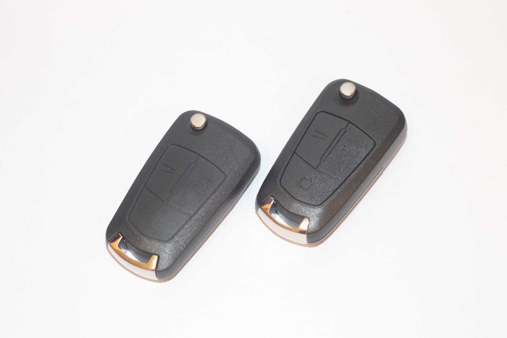 Kлючове и кейсове за много модели автомобили.