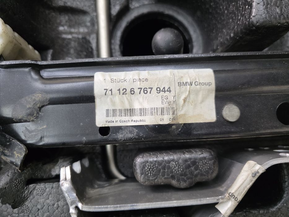 Резервен комплект БМВ - Крик, ключ, кука