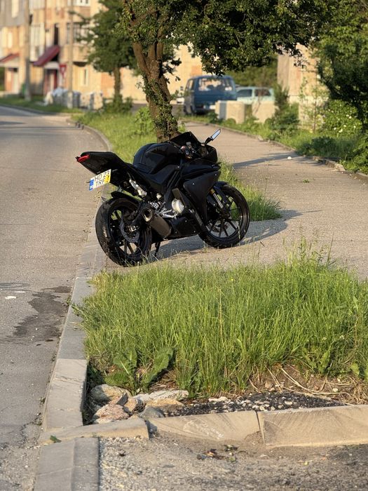 Yamaha YZF R-125 2016