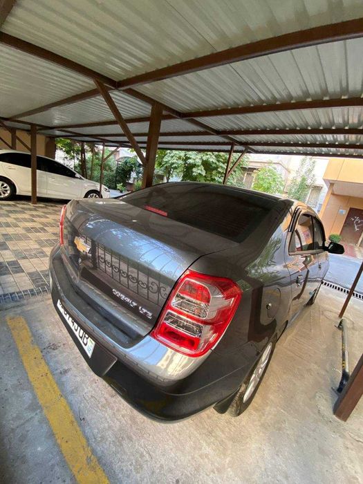 Cobalt (Mokriy asfalt) 2022-yil. Holati yaxshi. Narxi 11 000 dollar.