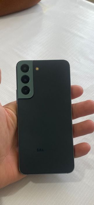 Samsung S22  5g 8/128