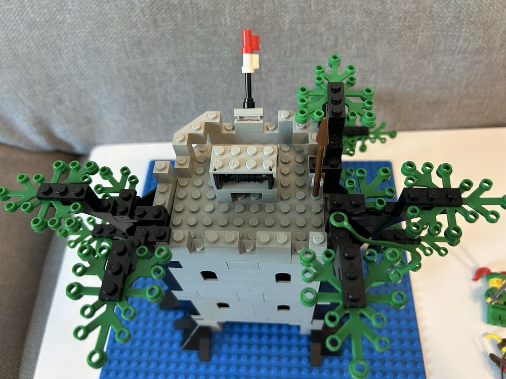 Lego Castle 6077 Forestmen's River Fortress