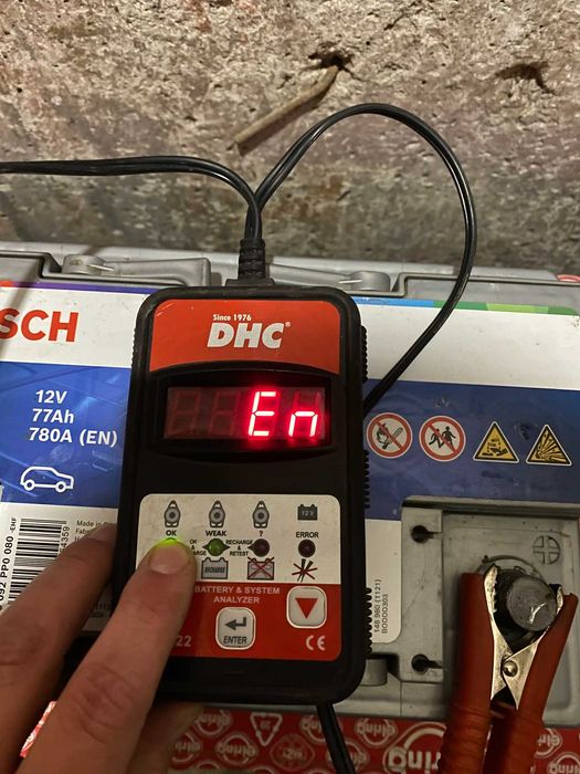 Почти нов акумулатор Bosch/Бош PP008 77 амп/ч 780 А усилен стартов ток