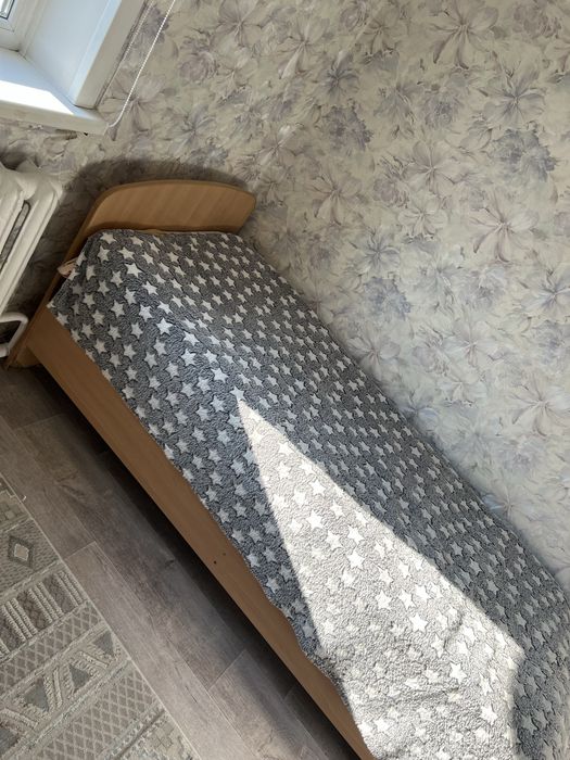 Кровать односпальная