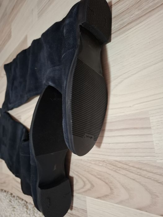 Cizme noi piele intoarsa, mar. 36