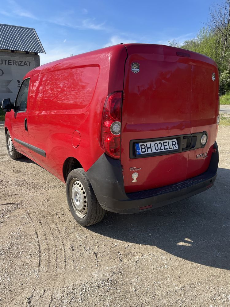 Fiat Doblo Maxi 2011 întretinut