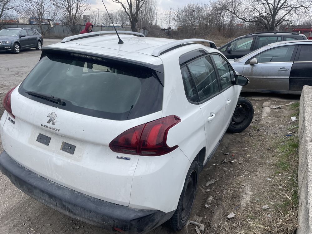 Peugeot 2008 1.6HDI на части