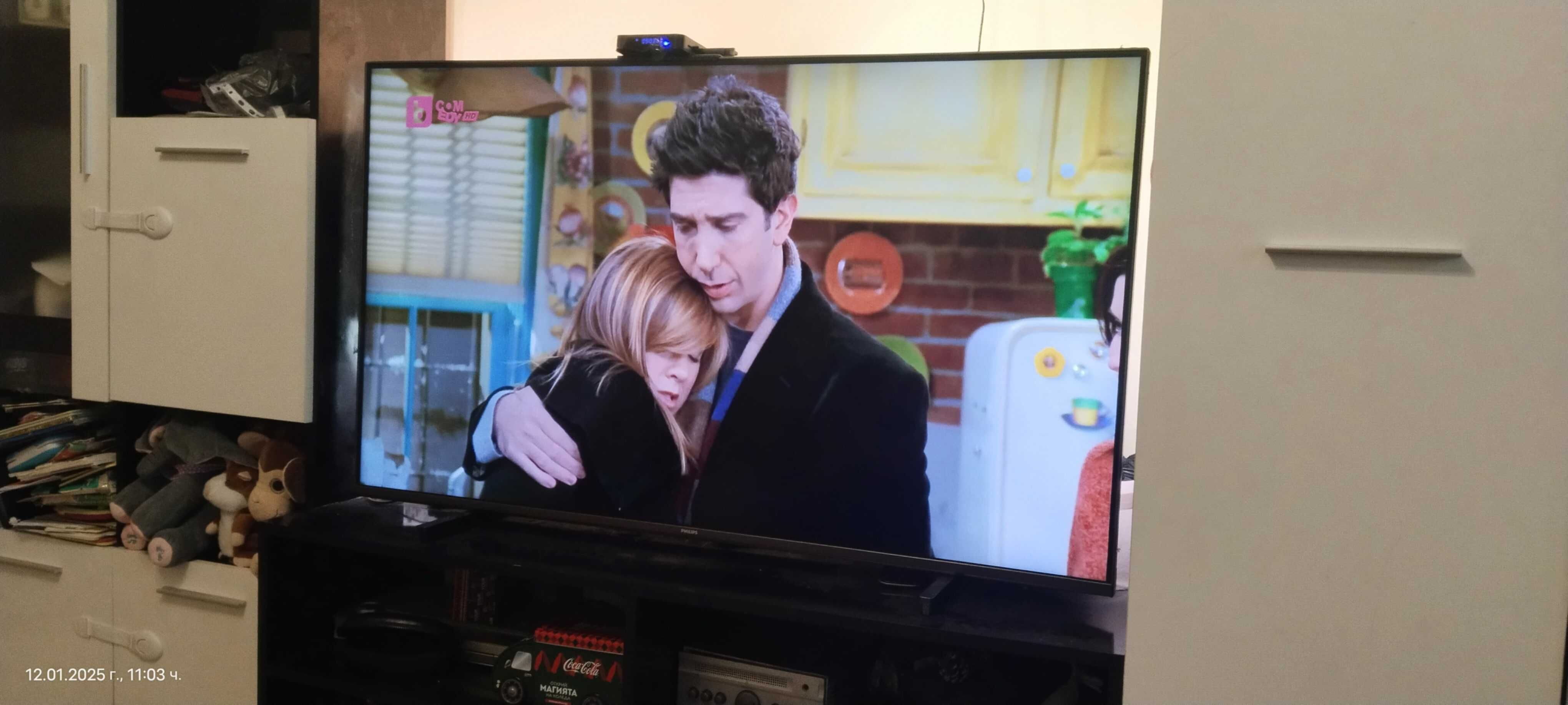 Продавам TV box приемник готов настроен