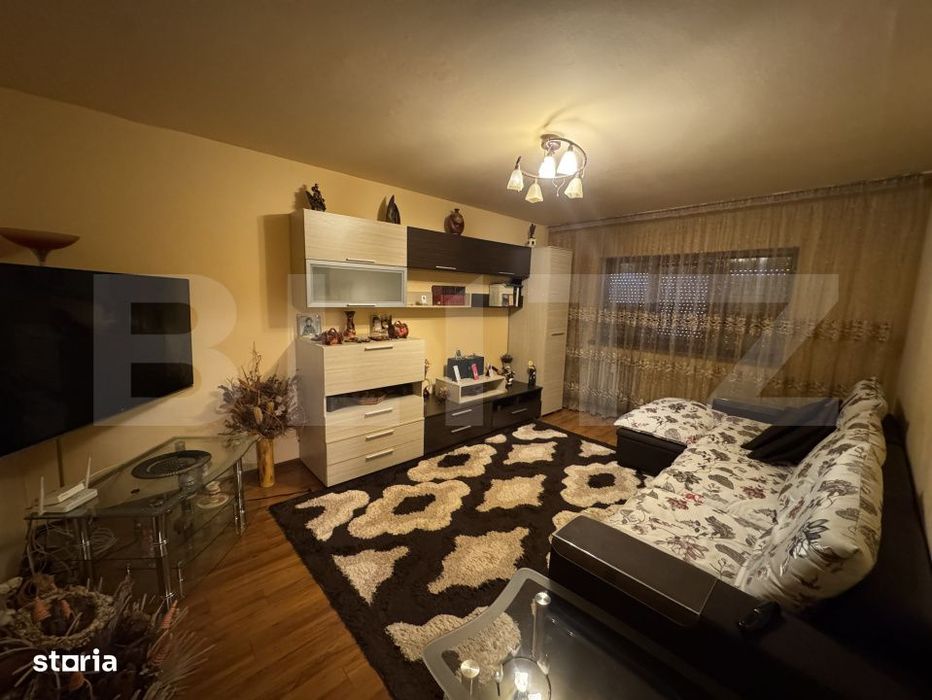 Apartament 3 camere, 75 mp, zona Sarari