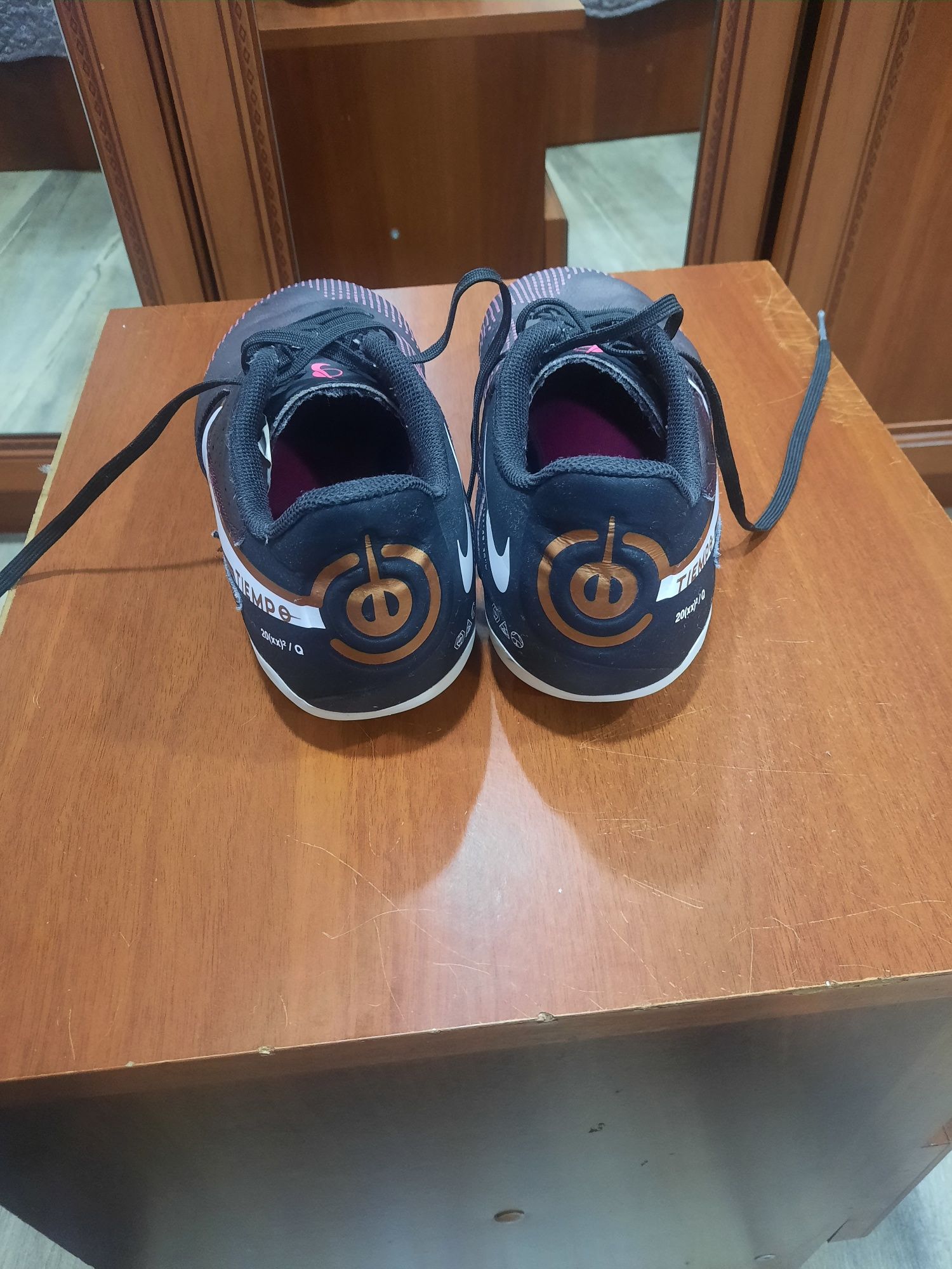 Футболни обувки Nike, модел Tiempo