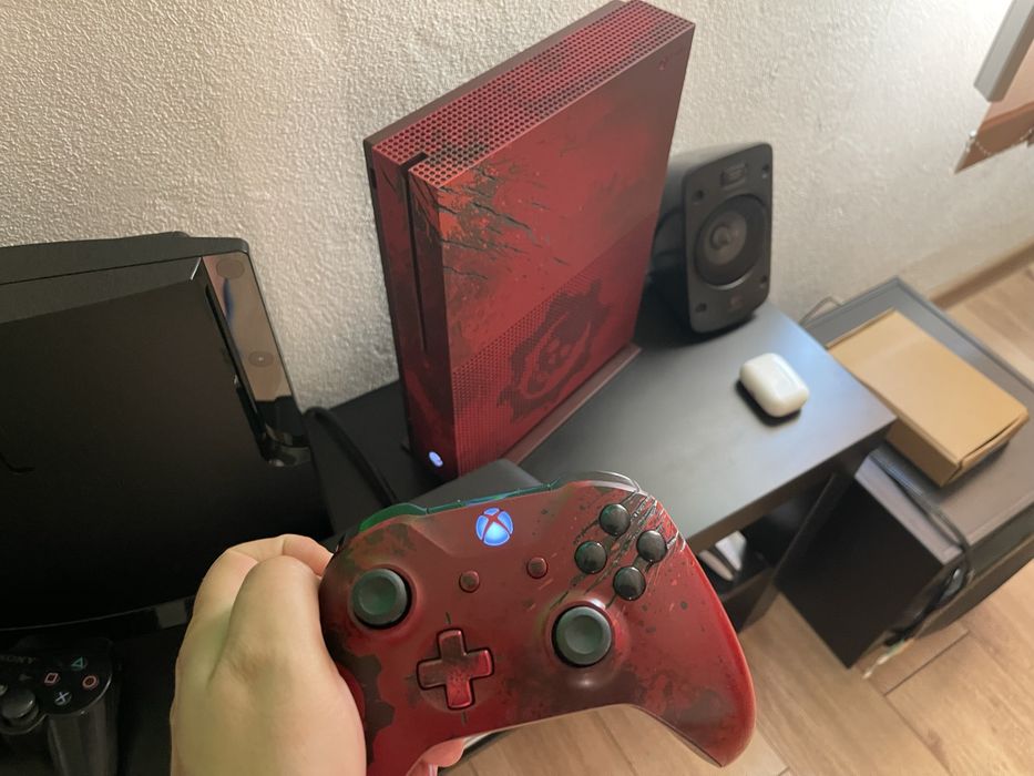 Xbox ONE S Gears of war 4 Limited Edition 2TB