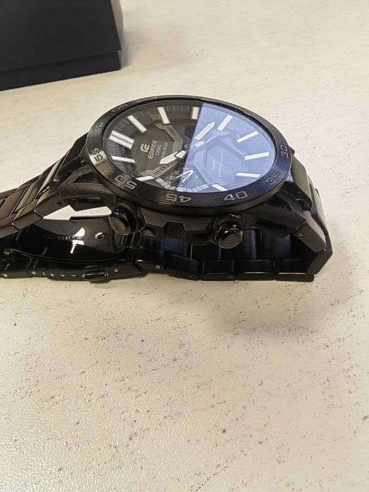 часовник Casio ECB-2000DC-1BEF с гаранция