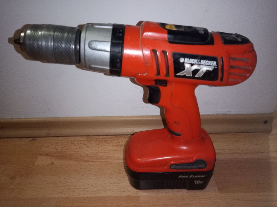 Rotopercutanta Black&Decker XT 18 V acumulator