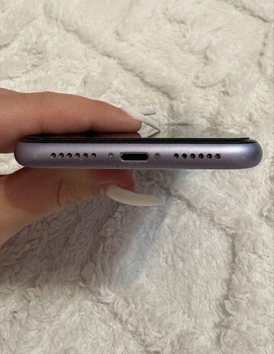Iphone 11 64gb B перфектно състояние