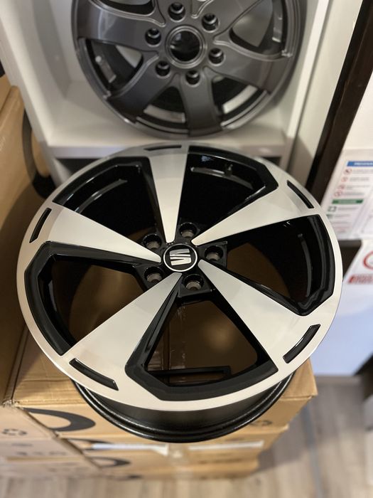 Jante noi R18 pentru Volkswagen, Seat, Skoda Passat Arteon Golf ID 4 3