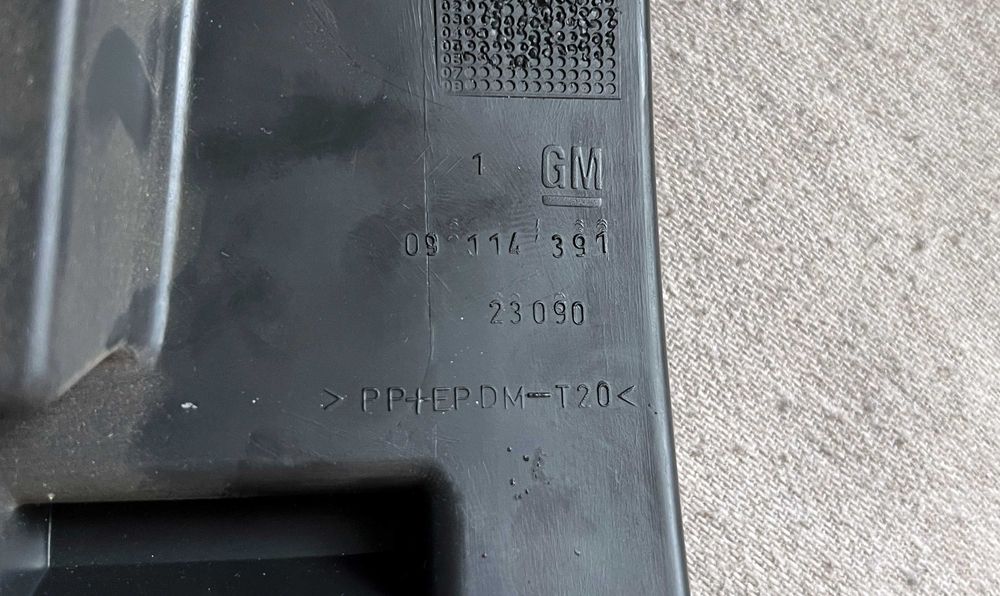 Carcasa panou bord Opel Astra H  Zafira B  Vectra C cod GM 09 114 391