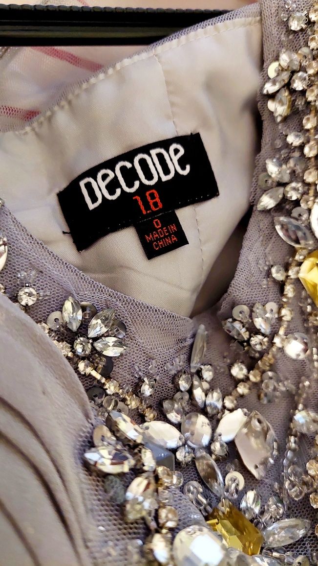 Decode 1.8 (САЩ) дизайнерска официална рокля XS