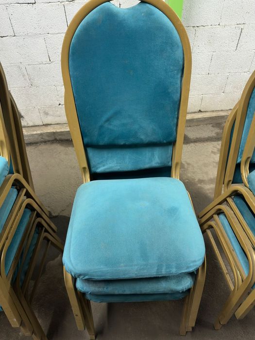 Продам хорошие стулья