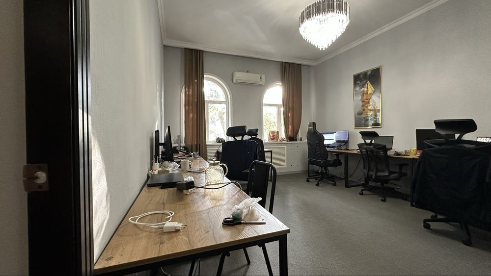 Офис 7 кабинетов 400 кв.7 за кв.м метро Буюк Ипак Йули