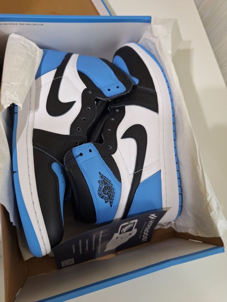 NIKE Air jordan 1 high UNC toe