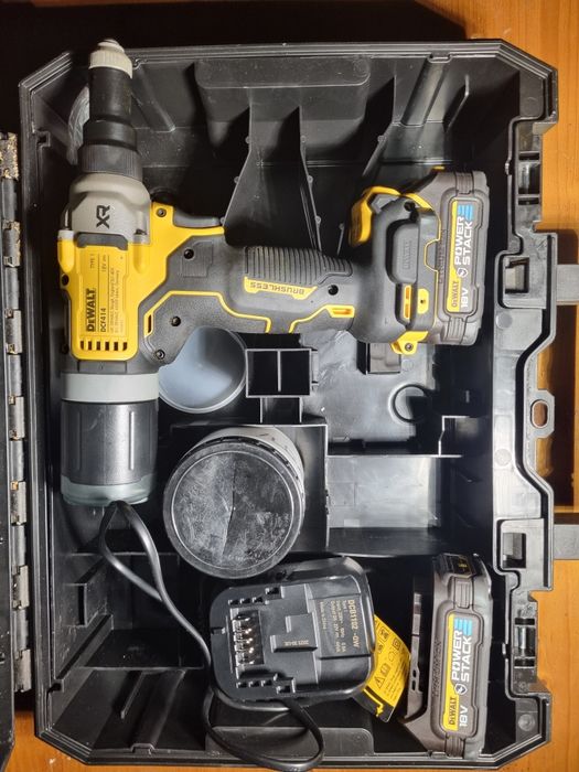 Pistol pop nituri dewalt dcf414 set cu 2 baterii tstak incarcator