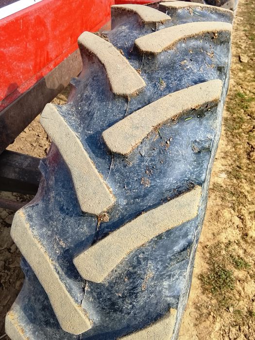 Tractor fiat 780 dt 4x4