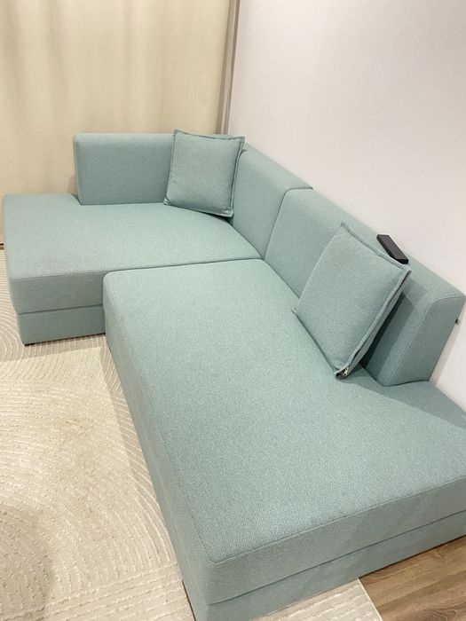 Диван угловой в отличном состоянии