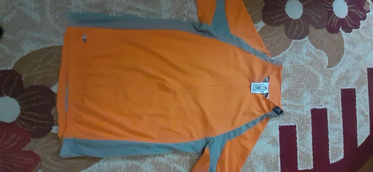 Tricou Adidas mărimea  S