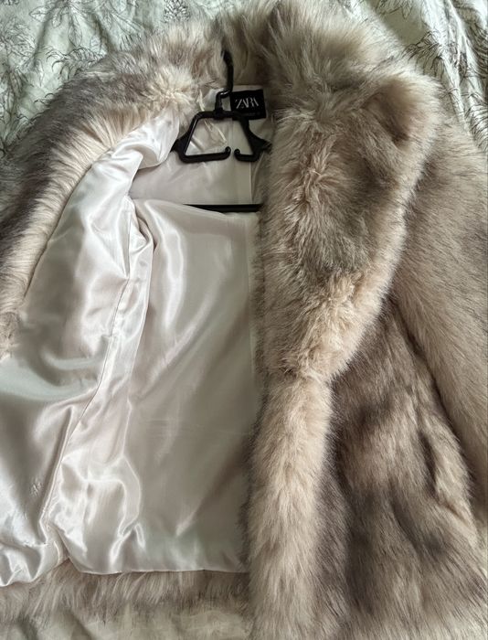 Дамско палто Zara еко косъм