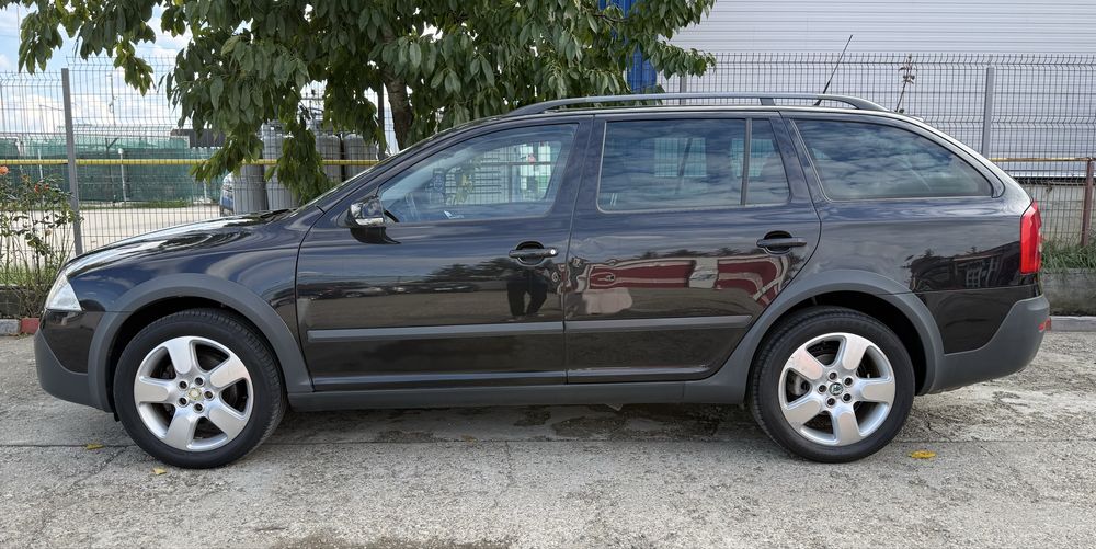 Skoda Octavia Scout 4x4 2.0 DIESEL 11.2007 ^piele^senzori^+roti iarna