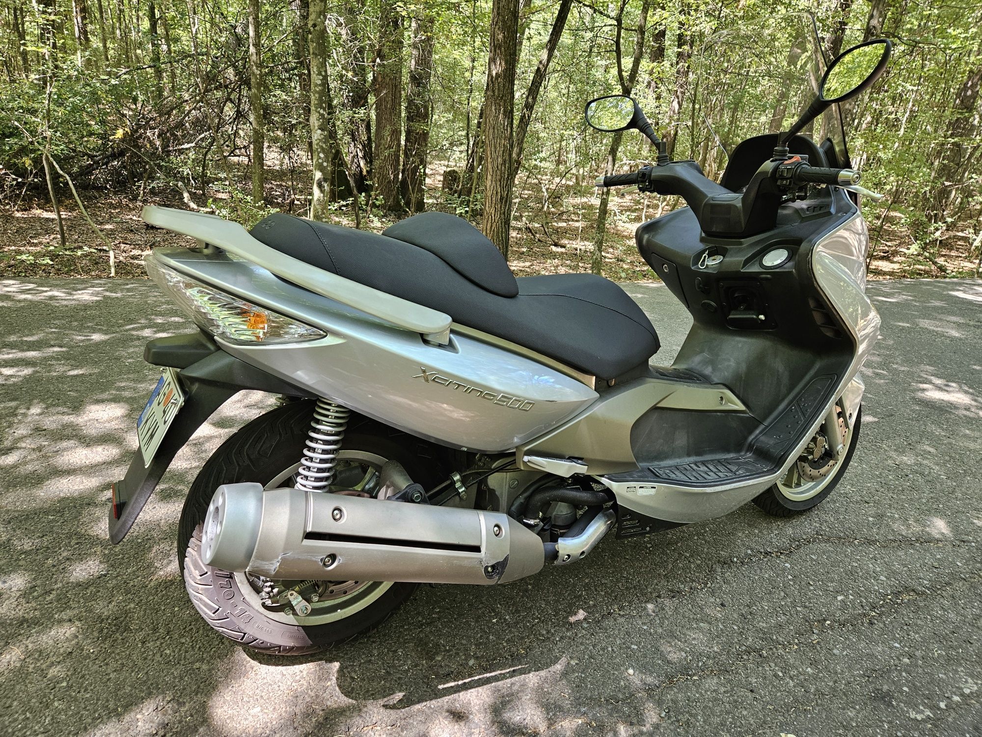 Scuter Kymco 500