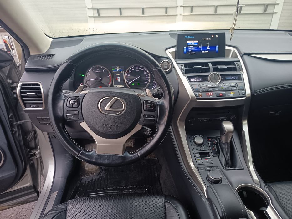 Lexus NX200Tt,Benzina 2.0/238cp!4x4,FULL,Piele , Încălzire scaune