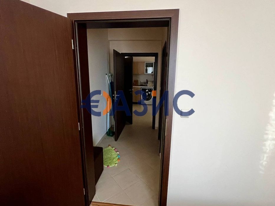 Продава се Тристаен апартамент в к.к. Слънчев бряг - 106 кв.м за 991 €/кв.м - Снимка #4