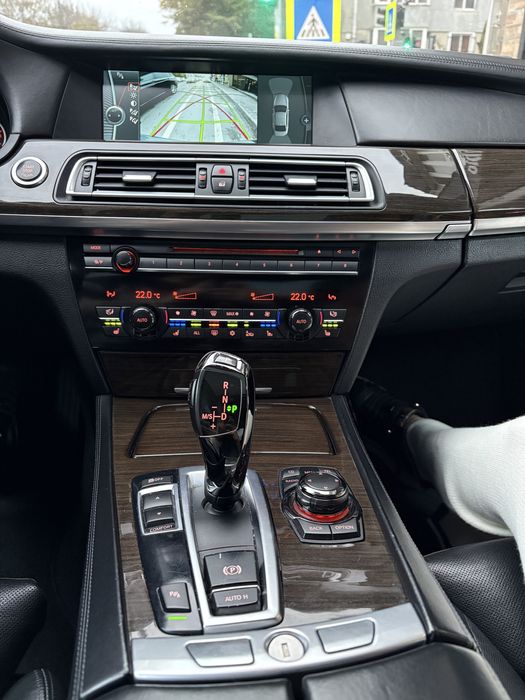 Bmw 730D 2011,4 butoane,soft close, 265 km