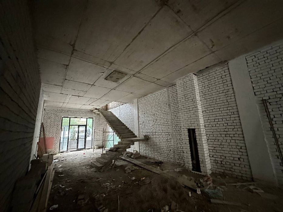 Нежилое помещение в ЖК Мухташам на Алайском 271квм