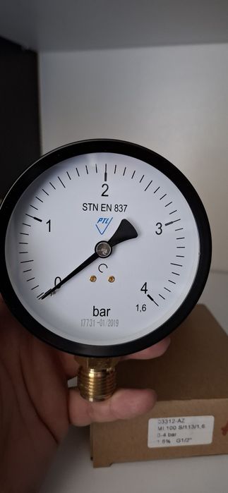Manometru pentru gaz