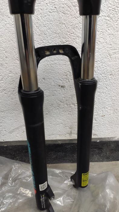 Предна вилка suntor XCE за 29 цола гуми