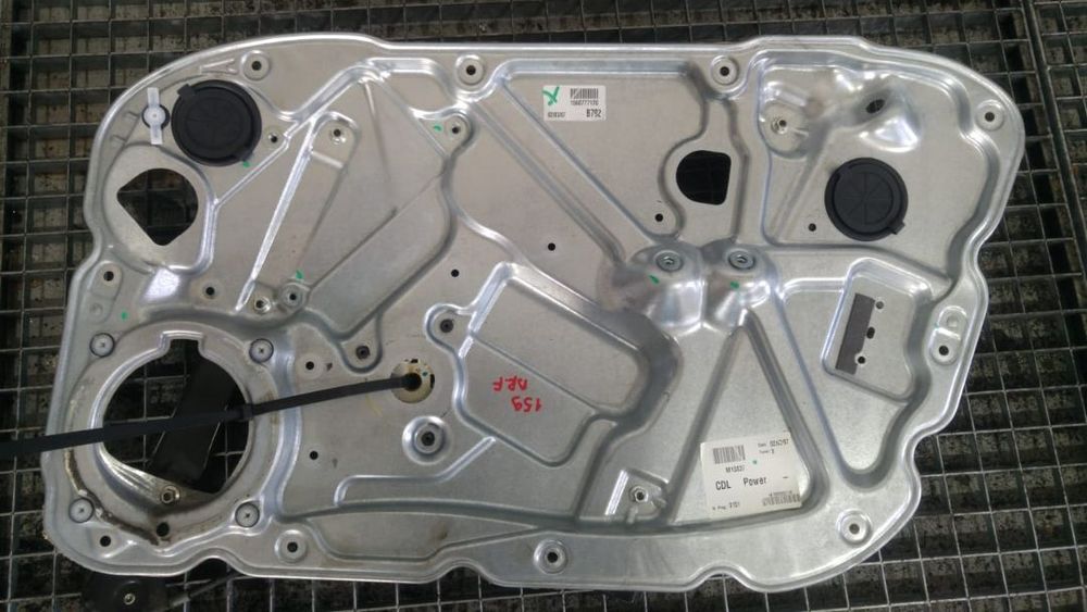 Macara usa dreapta fata alfa romeo 159 1560777120