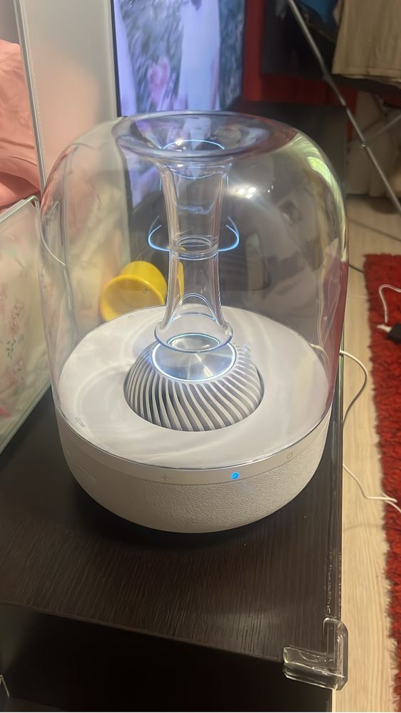 Harman kardon aura  wifi