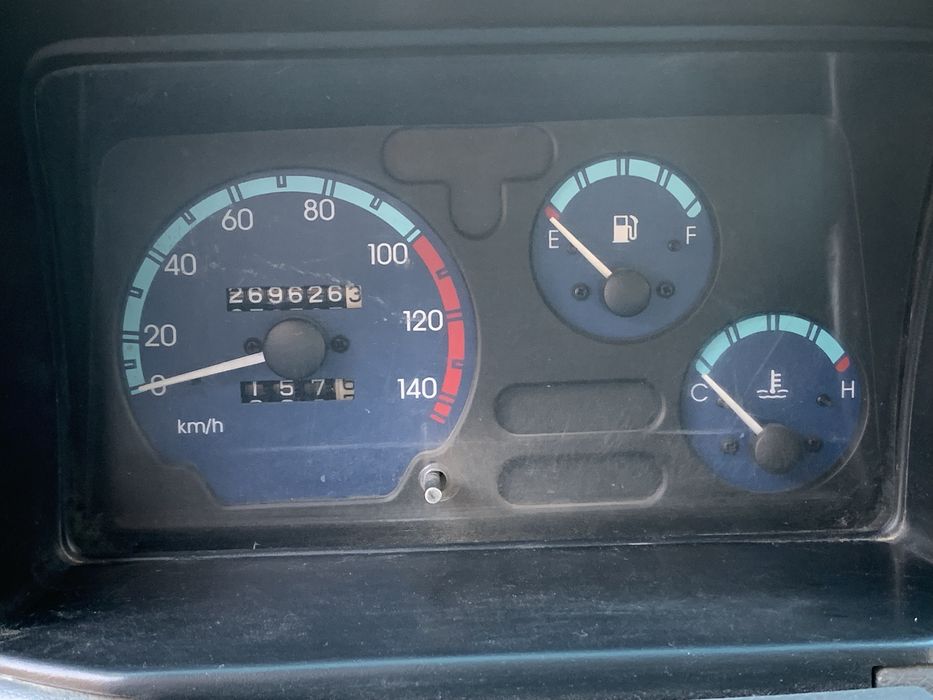 Labo avtomobili sotiladi.