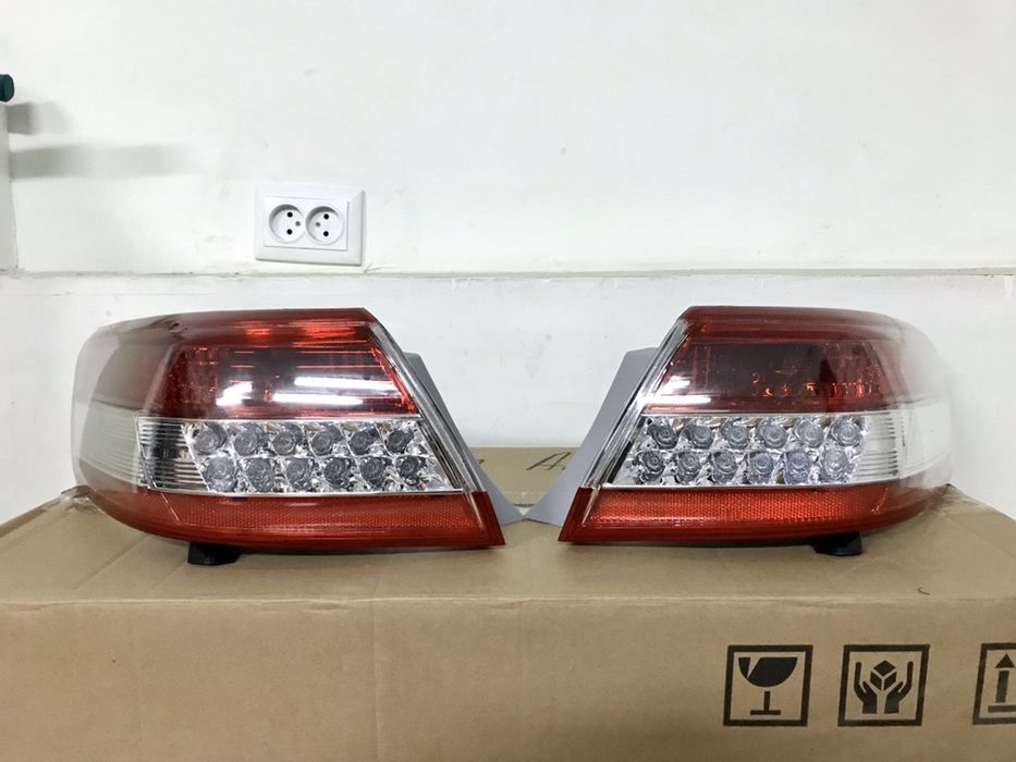 Задние фонари фары в крыло Камри 45 Camry 09-11